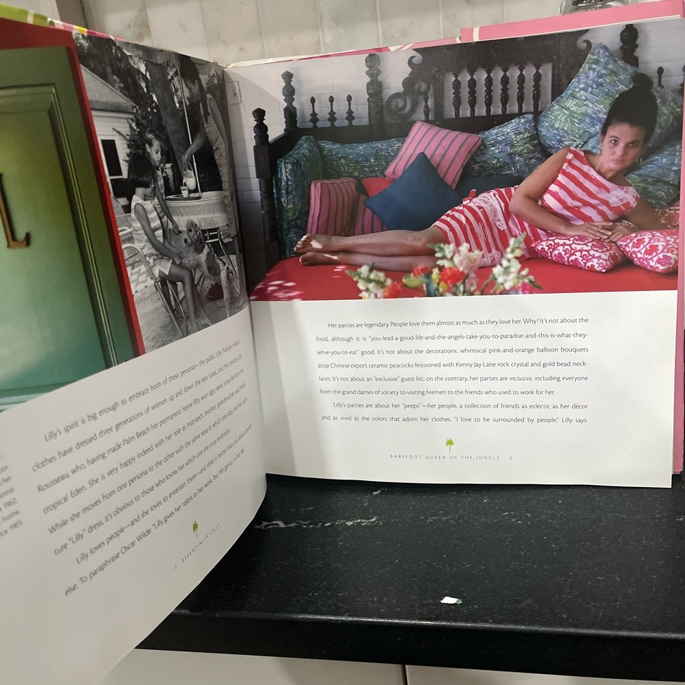 Essentially Lilly: A Guide to Colorful Entertaining - RARE - Picture 2 of 6